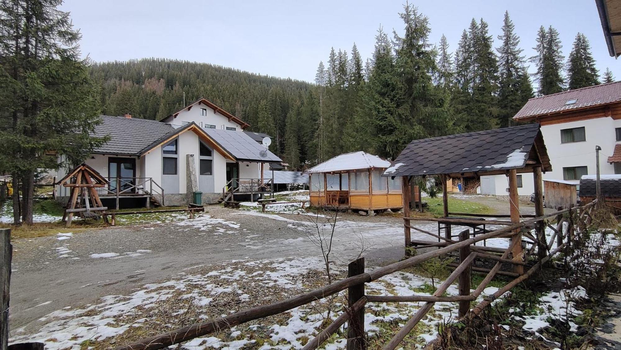 Complex Transalpina Lac Voineasa Exterior photo